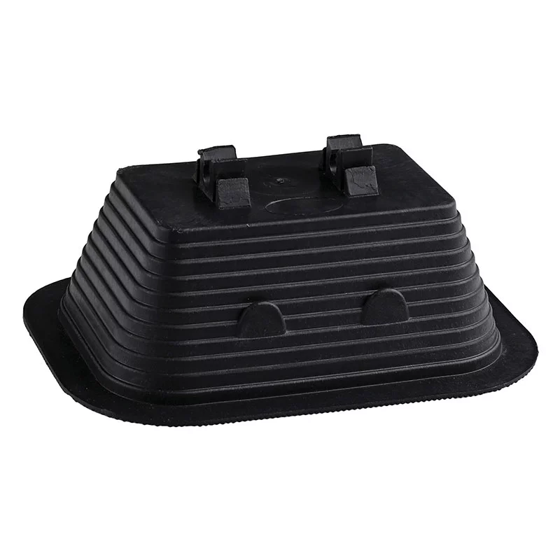 Pyramid-Holdfasts-PHFBM-2